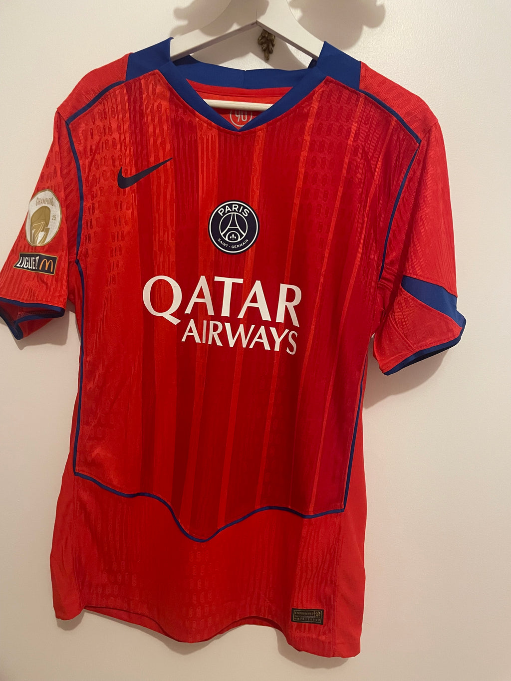 Paris Third 25/26 Version Player N.MENDES 25