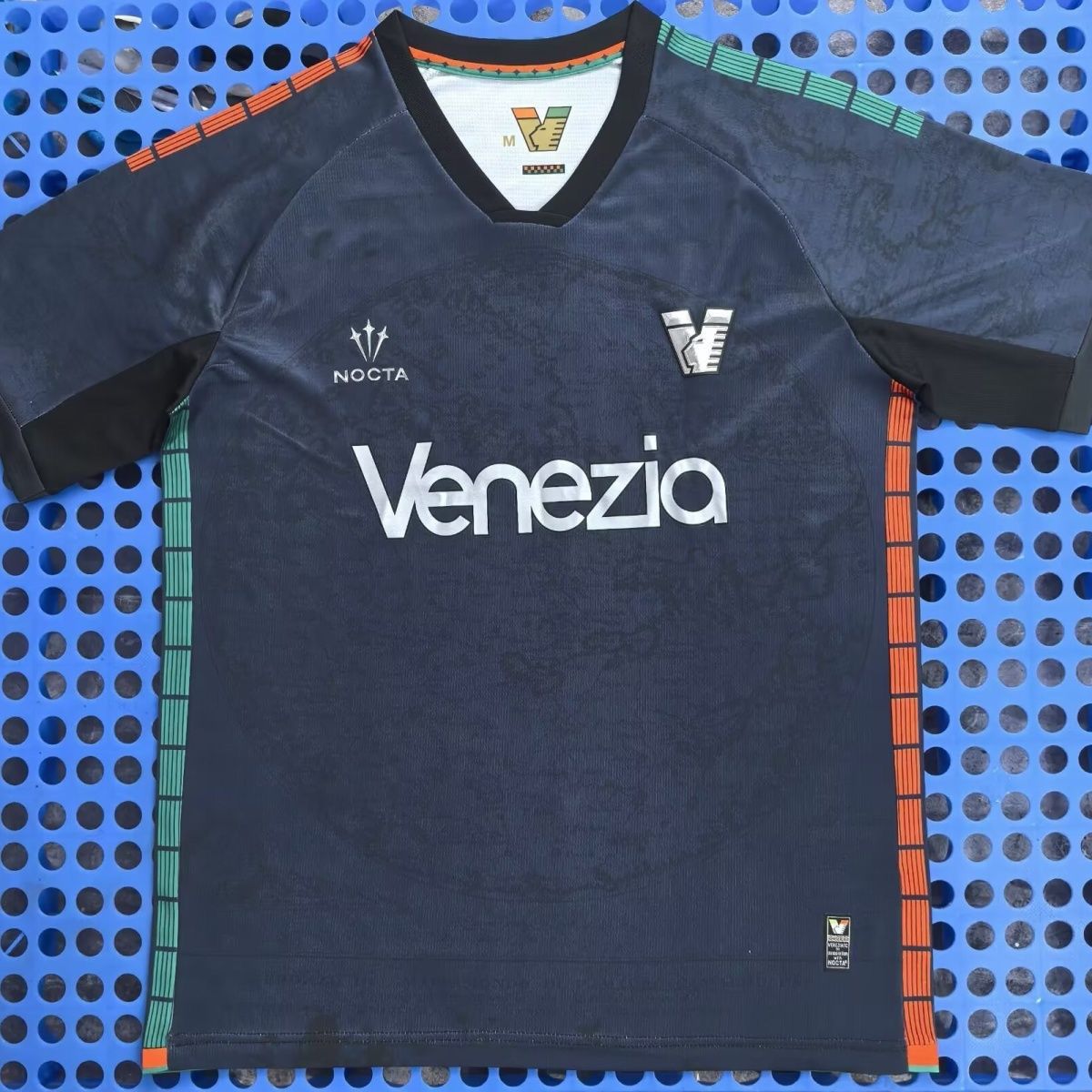 Venezia x nocta noir